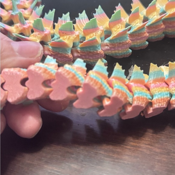 3D Printed Colorful Reptile Dragon 🐍 - Picture 4 of 9